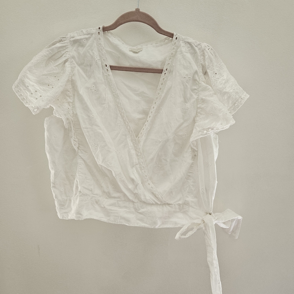 Jennifer Grace White Crop Top, Eyelet detail, size XL